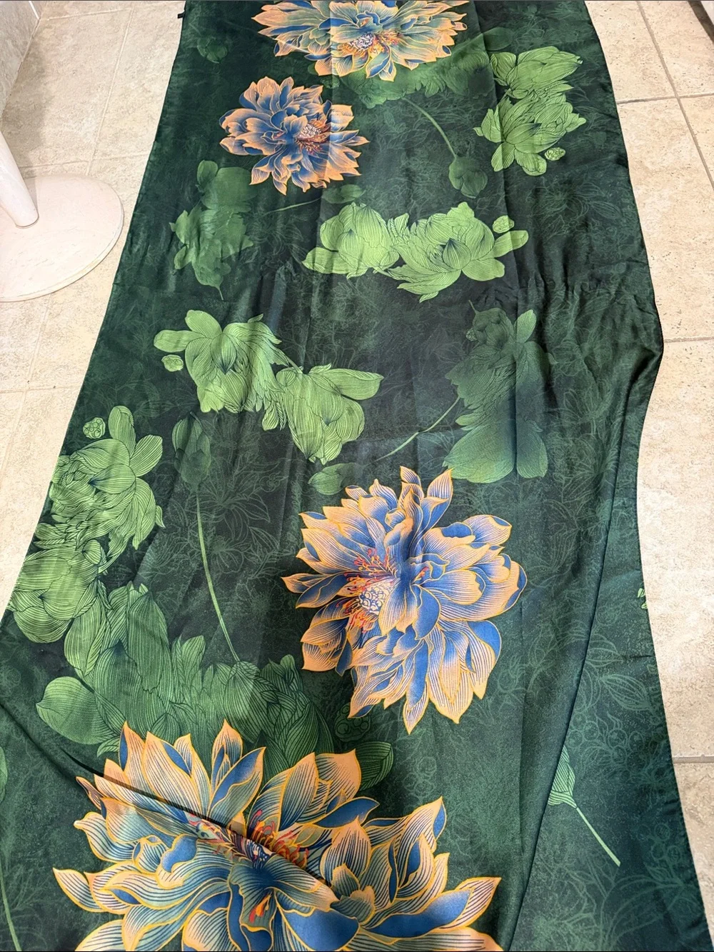 Green Floral Silk-Feel Scarf - Elegant Women’s Accessory